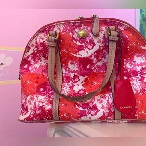 Coach red white dome peyton